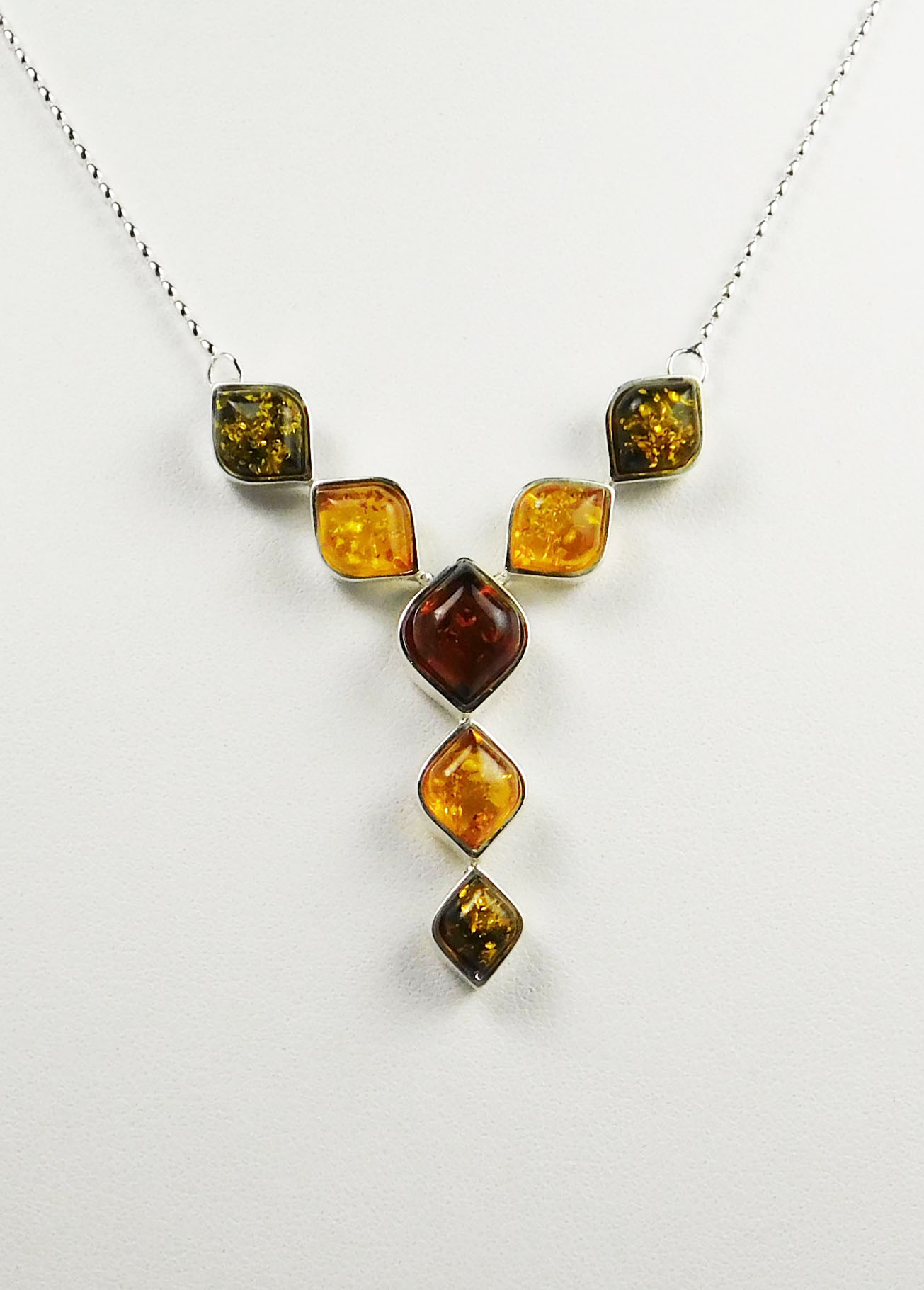Necklace, Amber, multi-color